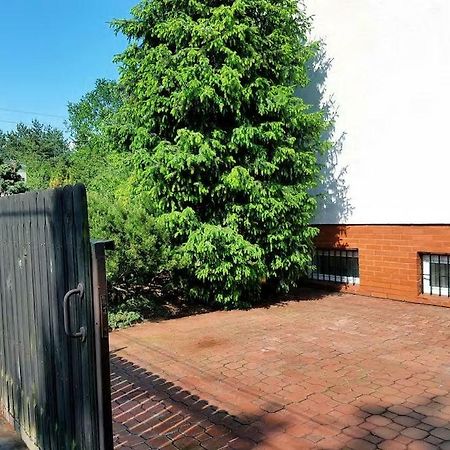 Pokój w Warszawie-Wawer Varsóvia Exterior foto